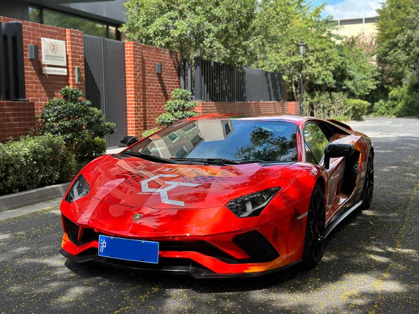 r219704-lamborghini-aventador-2019_0