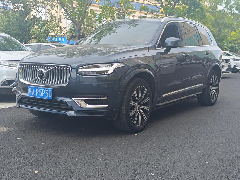 r220057-volvo-xc90-2022_0