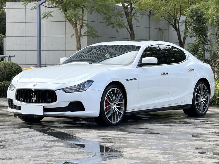 r220228-maserati-ghibli-2015_0