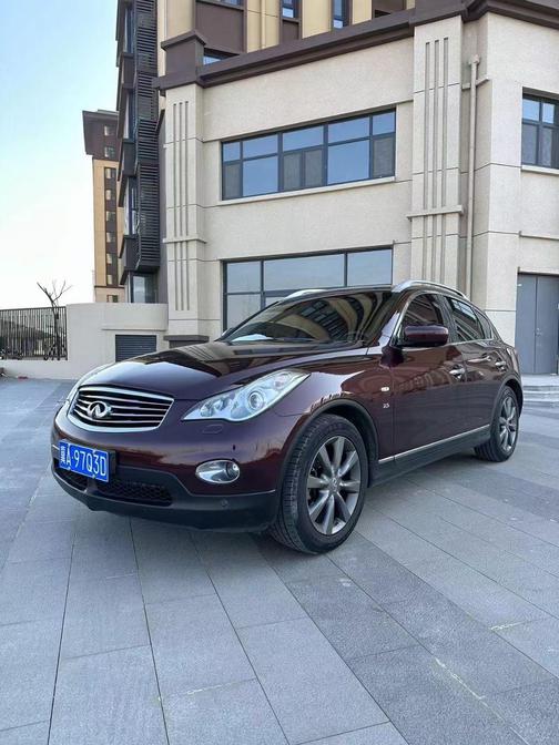 r220270-infiniti-qx50-2015_0