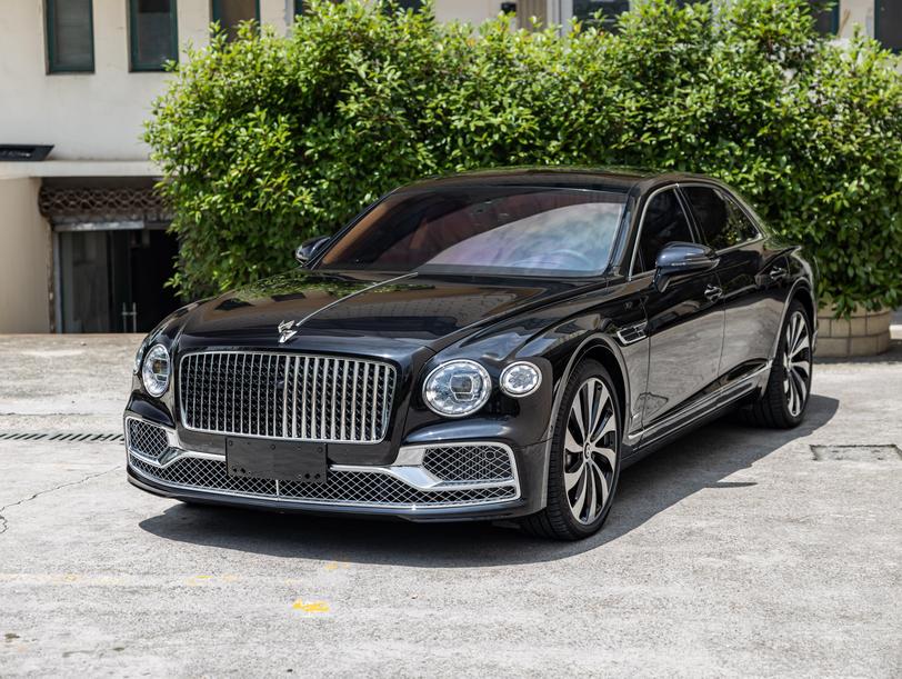 r1013996-bentley-flying-spur-2022_0