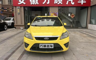 r1014749-ford-focus-2012_0