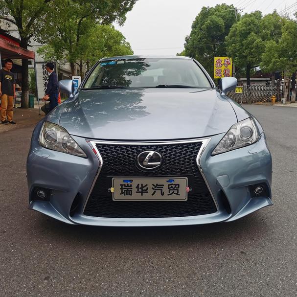 r1014811-lexus-is-2007_0