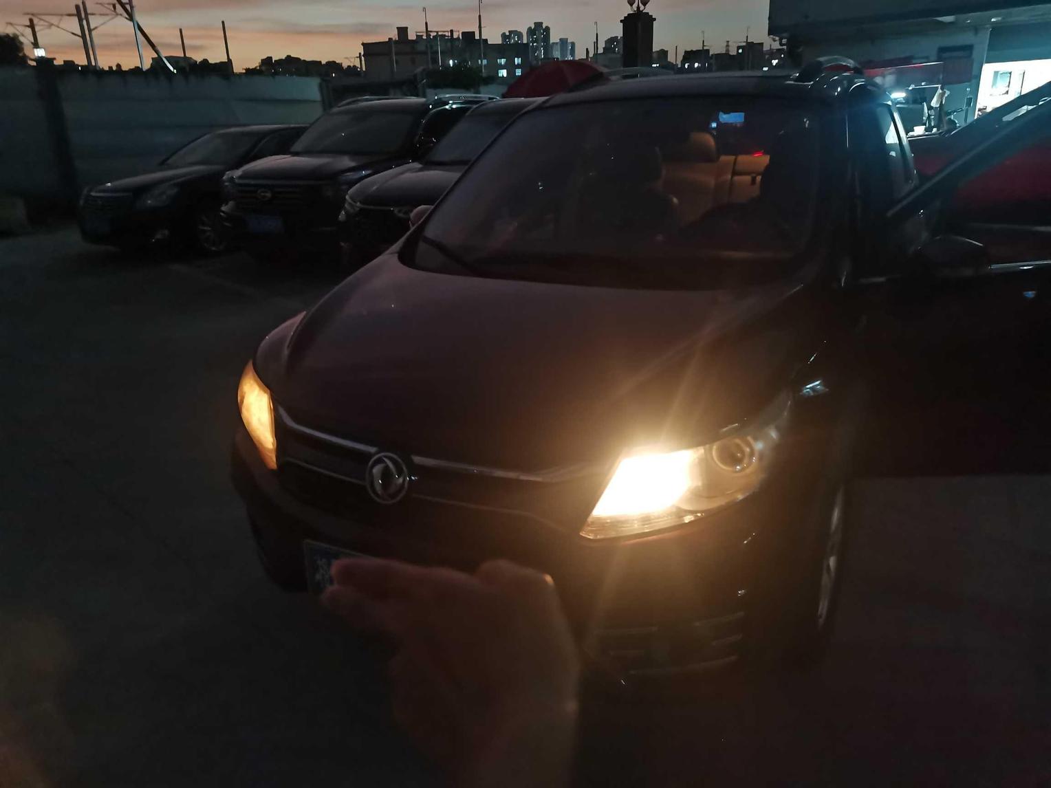 r1014875-dongfeng-forthing-jingyi-xv-2015_0