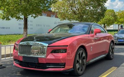 r1015848-rolls-royce-spectre-2024_0