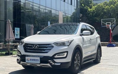 r1026926-hyundai-santa-fe-2015_0
