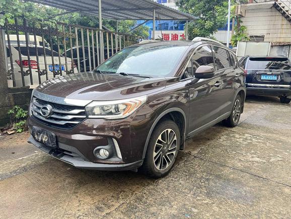 r217619-trumpchi-gs4-2016_0