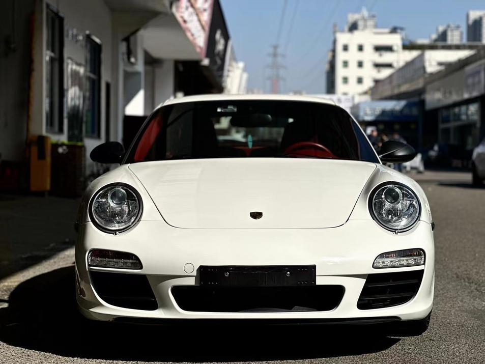 r217621-porsche-911-2009_0