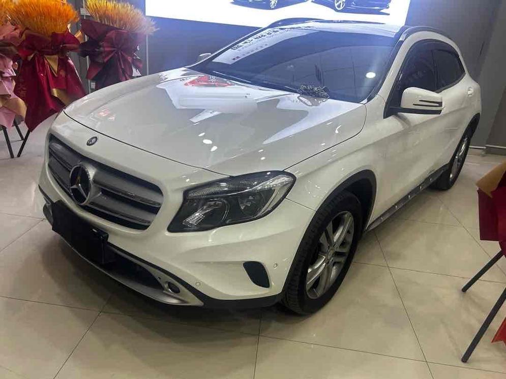r217628-mercedes-benz-gla-2015_r217628-mercedes-benz-gla-2015_0