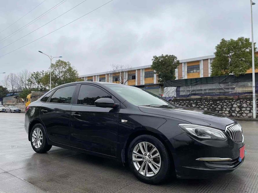 r217675-buick-excelle-gt-2015_0