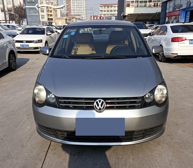 r217736-volkswagen-polo-2012_0