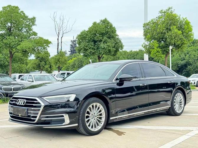 r217760-audi-a8-2020_0