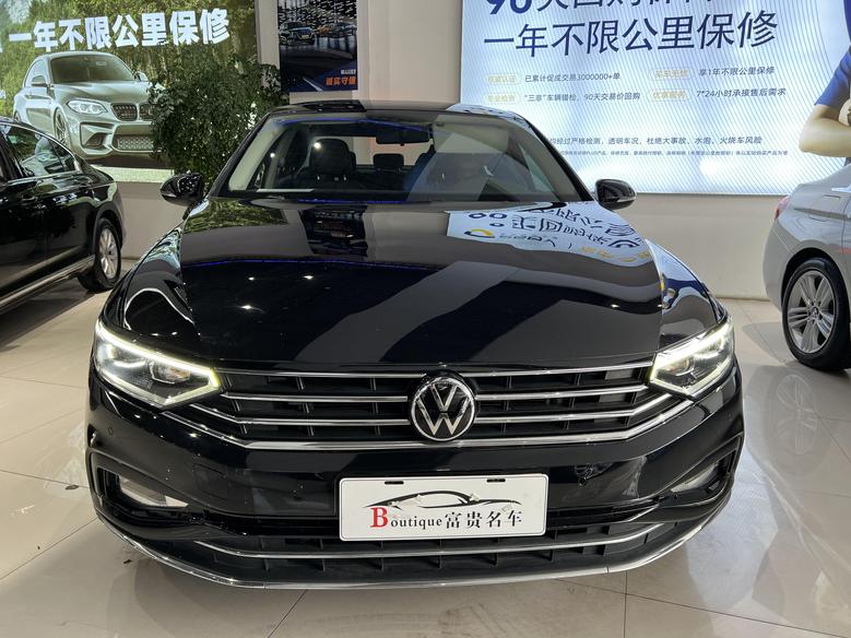 r217795-volkswagen-magotan-2021_0