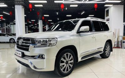 r217804-toyota-land-cruiser-2016_0