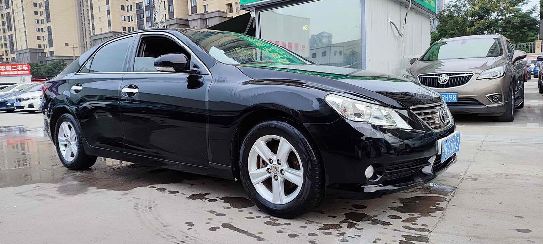 r217831-toyota-reiz-2012_0