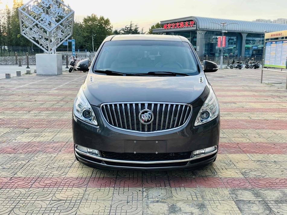 r217875-buick-gl8-2016_0