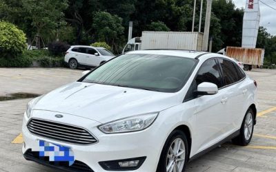 r217887-ford-focus-2018_0