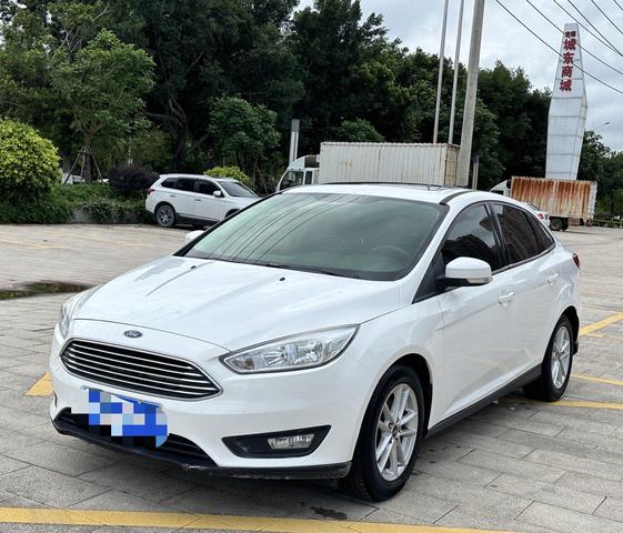 r217887-ford-focus-2018_0