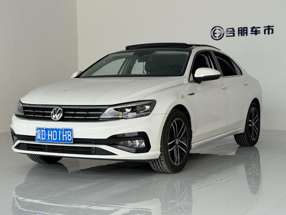 r217891-volkswagen-lamando-2021_0