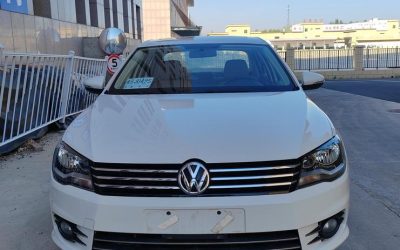 r217893-volkswagen-bora-2015_0
