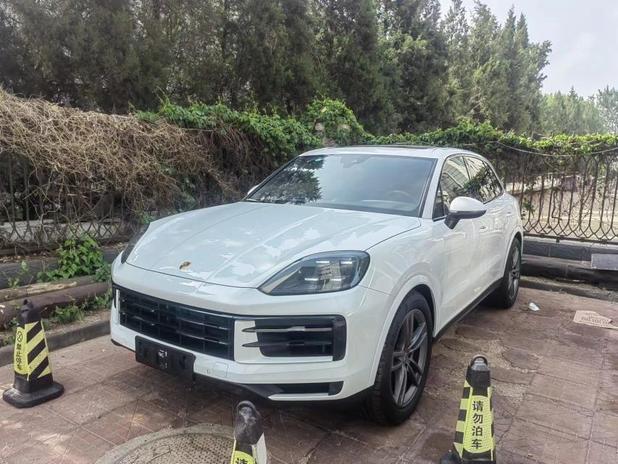 r217918-porsche-cayenne-2024_r217918-porsche-cayenne-2024_0