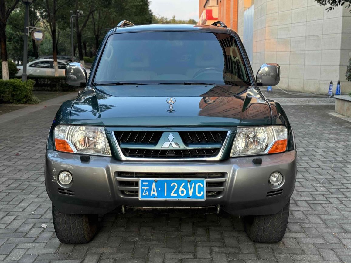 r217921-mitsubishi-pajero-2005_0