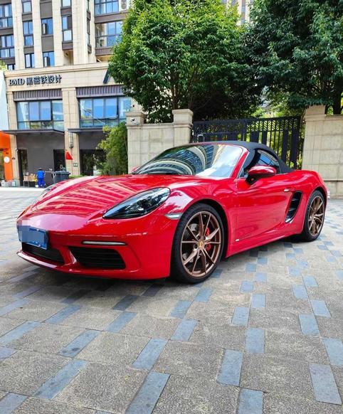 r217947-porsche-718-2019_0