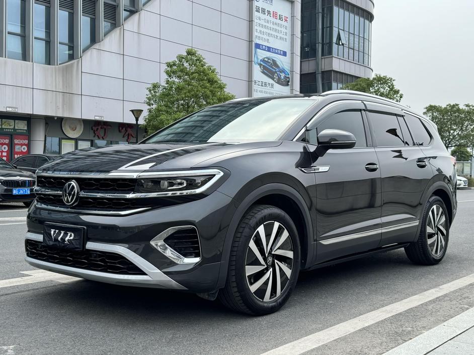 r217969-volkswagen-talagon-2022_0