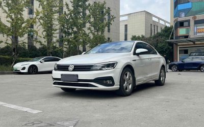 r217973-volkswagen-lamando-2021_0