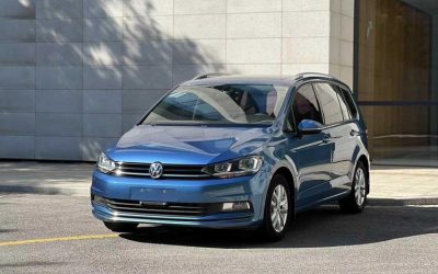 r218007-volkswagen-touran-2018_0