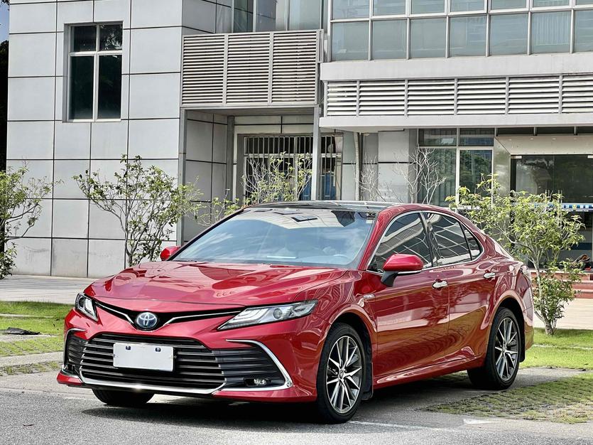 r218067-toyota-camry-2021_0