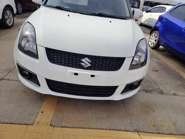 r218073-suzuki-swift-2013_0