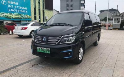 r218103-dongfeng-lingzhi-m5-ev-2020_0