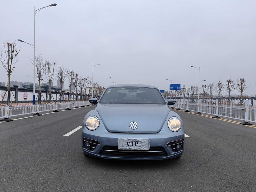 r218105-volkswagen-beetle-2018_0