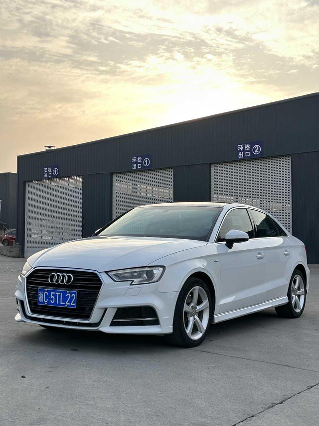 r218127-audi-a3-2017_0