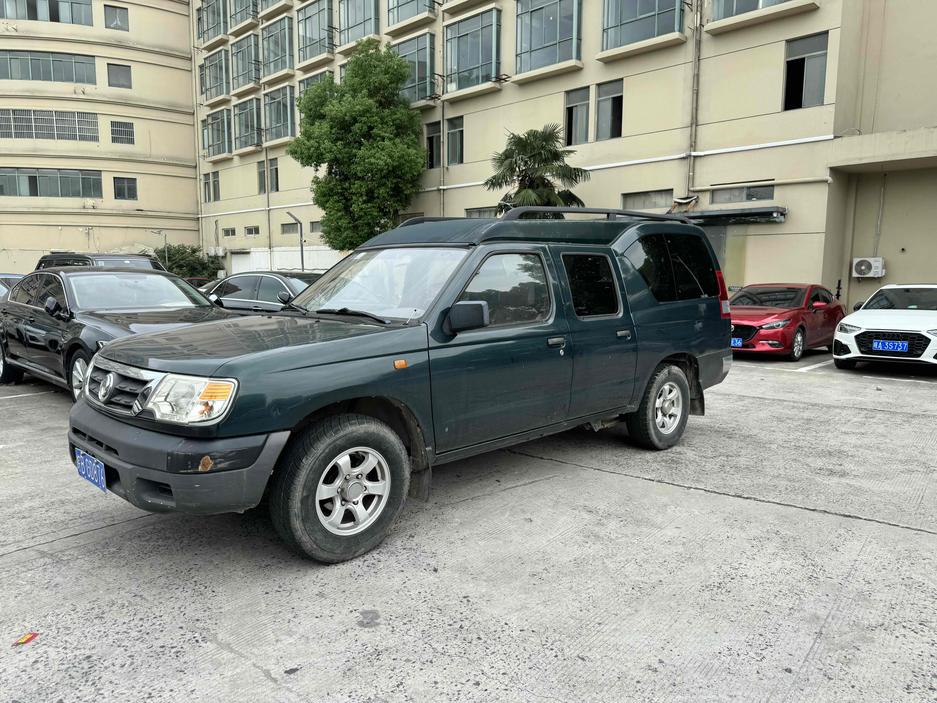 r218128-dongfeng-pickup-2015_0