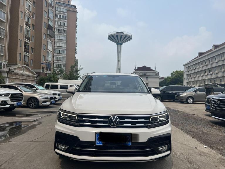 r218129-volkswagen-tiguan-l-2020_0