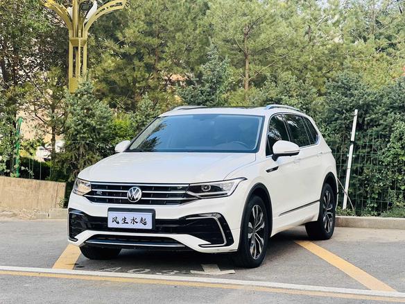 r218153-volkswagen-tiguan-l-2022_0