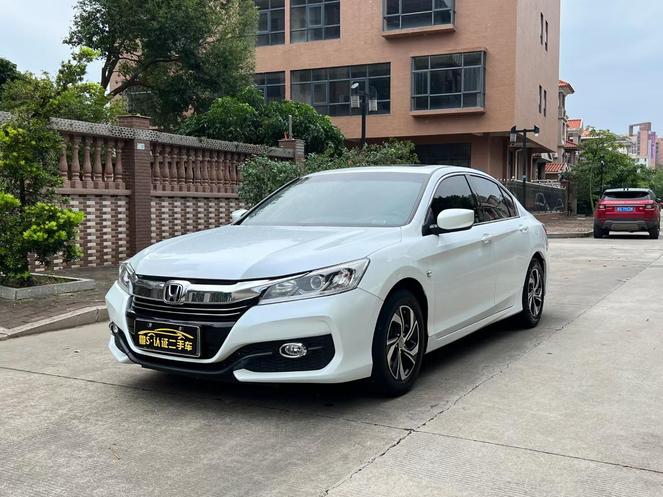 r218182-honda-accord-2017_0