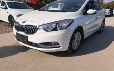 r218219-kia-k3-2016_0