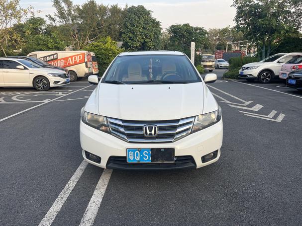 r218222-honda-city-classic-2013_0