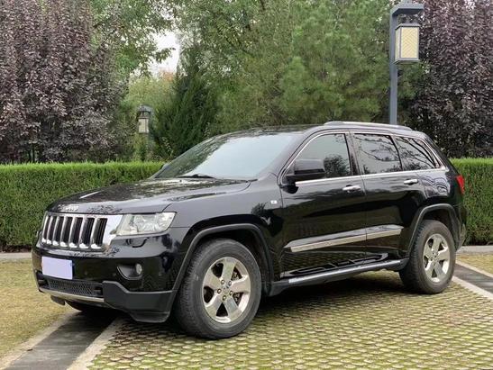 r218224-jeep-grand-cherokee-2011_0