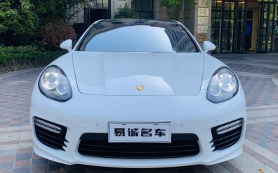 r218232-porsche-panamera-2015_0