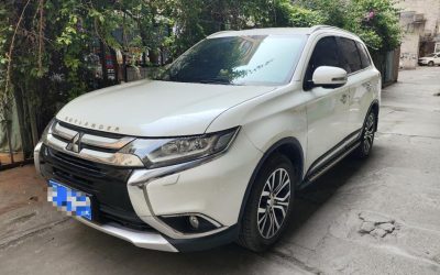 r218276-mitsubishi-outlander-2016_0