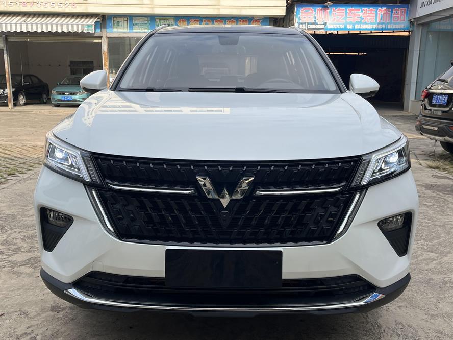 r218330-wuling-asta-2022_0