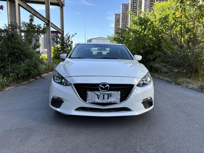 r218335-mazda3-axela-2014_0