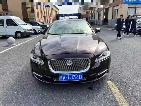 r218349-jaguar-xj-2015_0