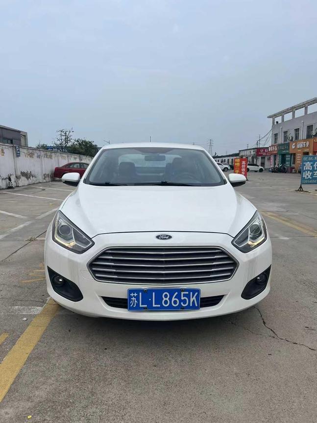 r218355-ford-escort-2017_0
