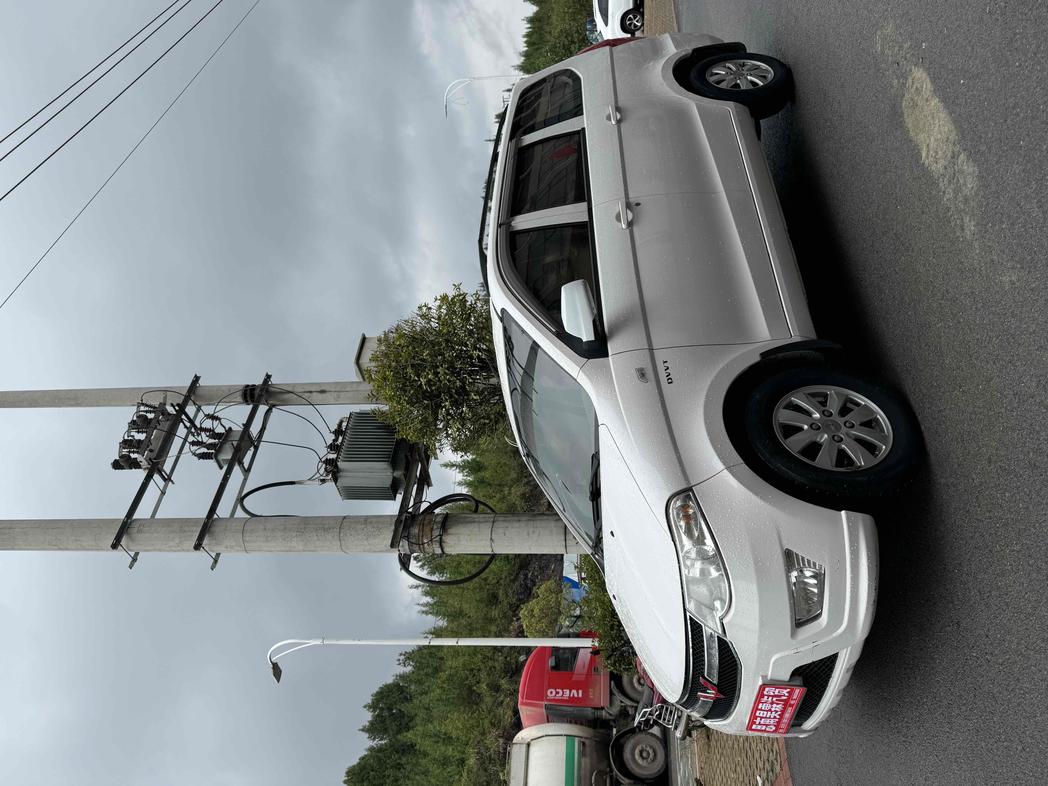 r218361-wuling-hongguang-2015_r218361-wuling-hongguang-2015_0