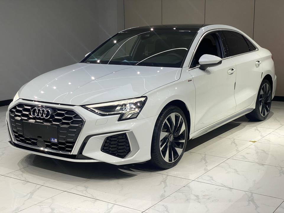 r218458-audi-a3-2022_0